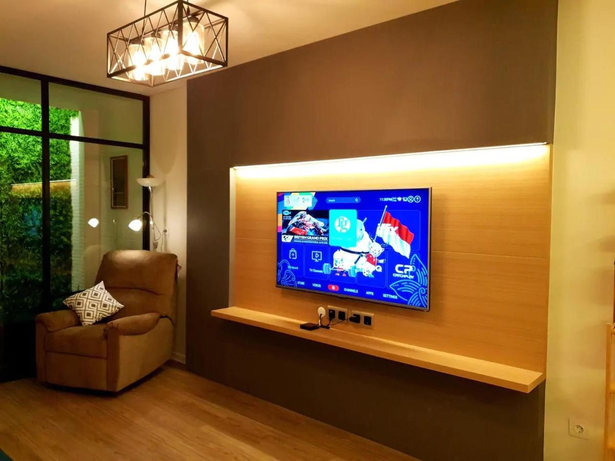Graha Padma Avonia Villa เซอมารัง ภายนอก รูปภาพ